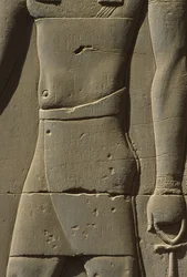 Detail eines Reliefs